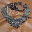 FAUX COL GRIS A STRASS