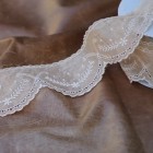 broderie anglaise beige